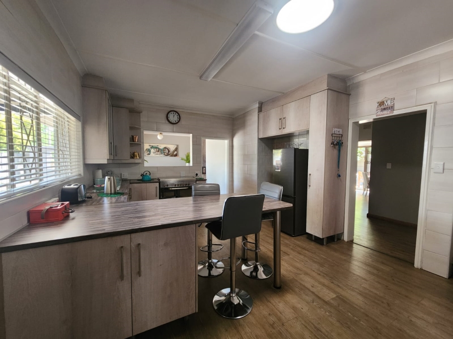 4 Bedroom Property for Sale in Three Rivers Gauteng