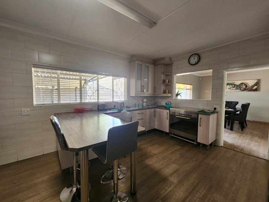 4 Bedroom Property for Sale in Three Rivers Gauteng