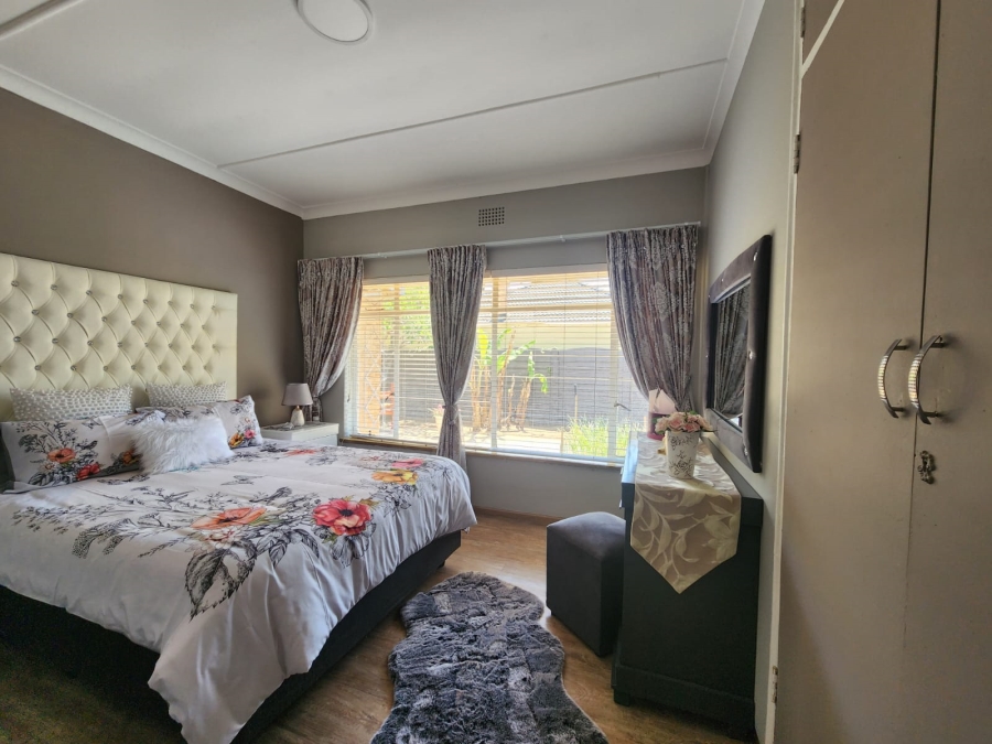 4 Bedroom Property for Sale in Three Rivers Gauteng