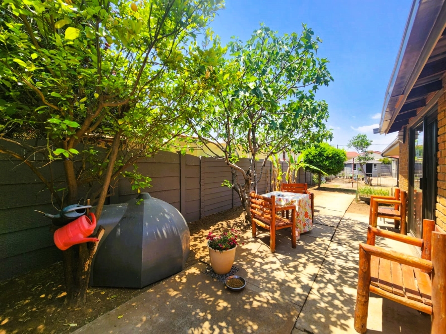 4 Bedroom Property for Sale in Three Rivers Gauteng