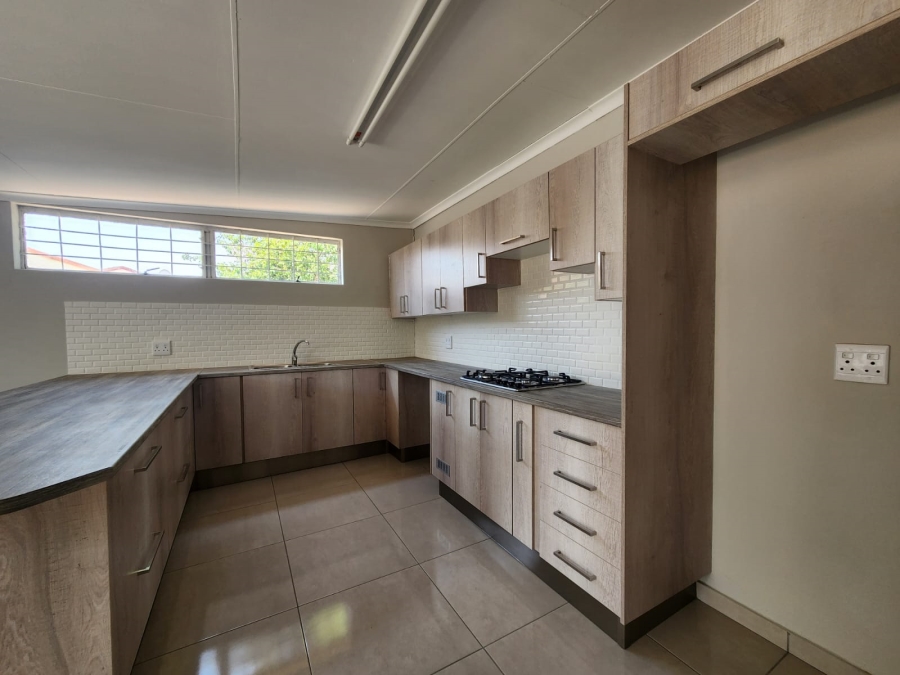 4 Bedroom Property for Sale in Three Rivers Gauteng