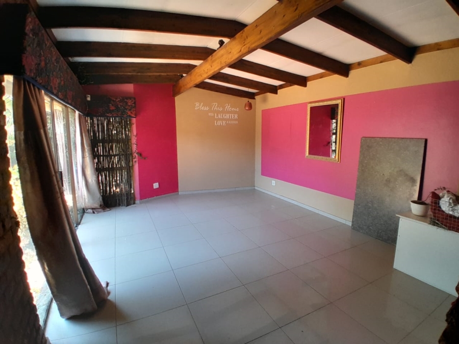 5 Bedroom Property for Sale in Eldoraigne Gauteng