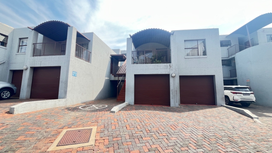 2 Bedroom Property for Sale in Vorna Valley Gauteng