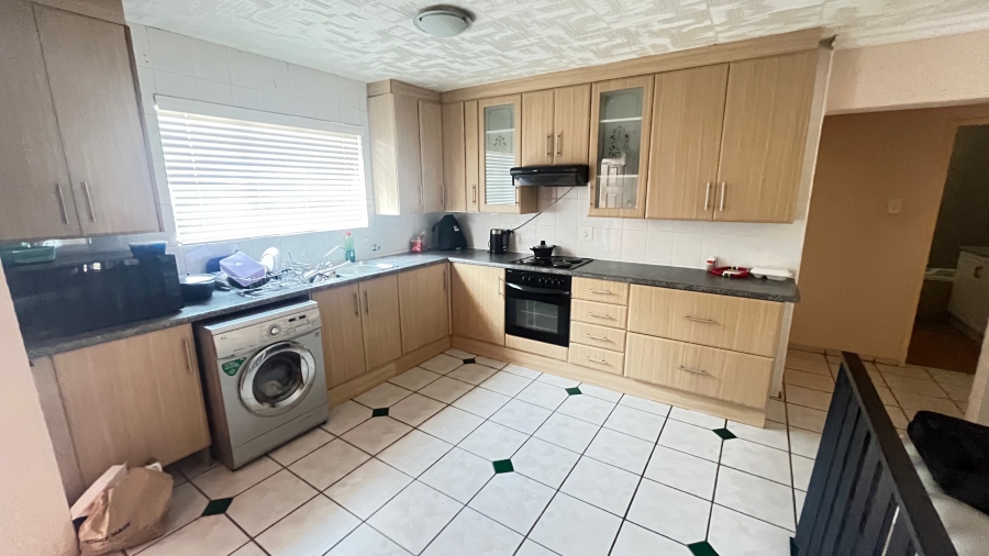 2 Bedroom Property for Sale in Vorna Valley Gauteng