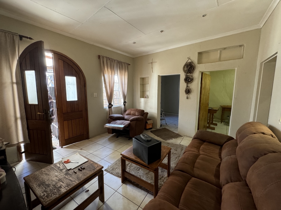 To Let 3 Bedroom Property for Rent in Parkhill Gardens Gauteng