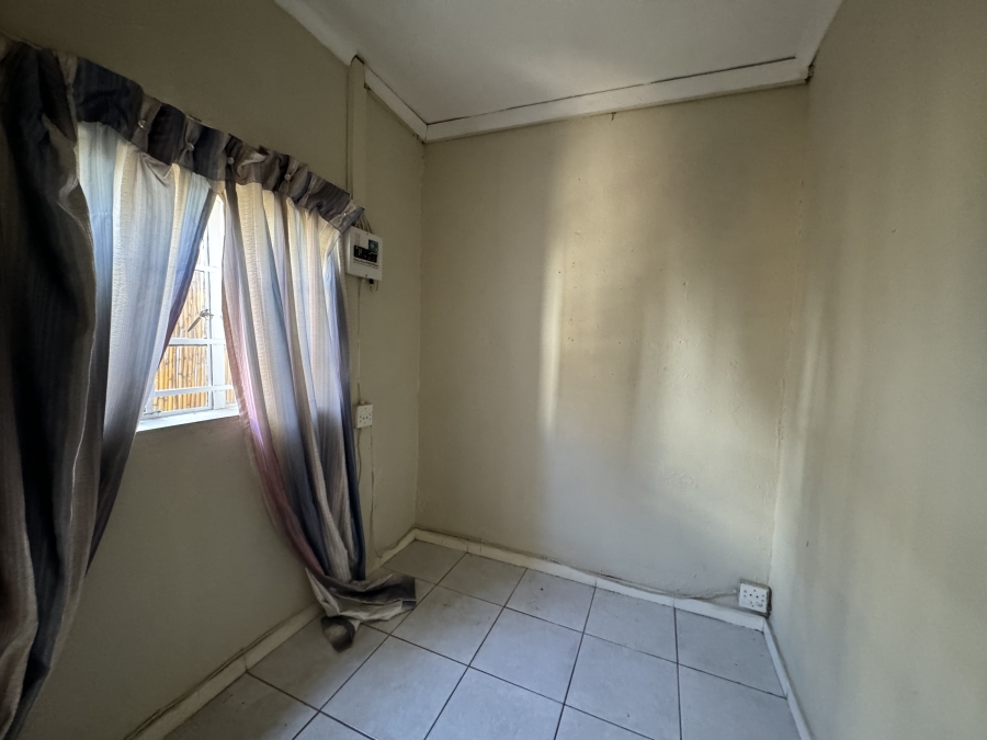 To Let 3 Bedroom Property for Rent in Parkhill Gardens Gauteng