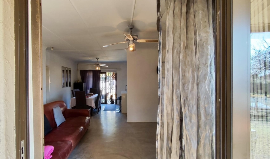 3 Bedroom Property for Sale in Highway Gardens Gauteng