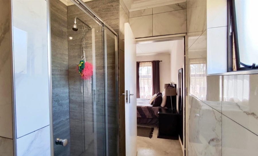 3 Bedroom Property for Sale in Highway Gardens Gauteng