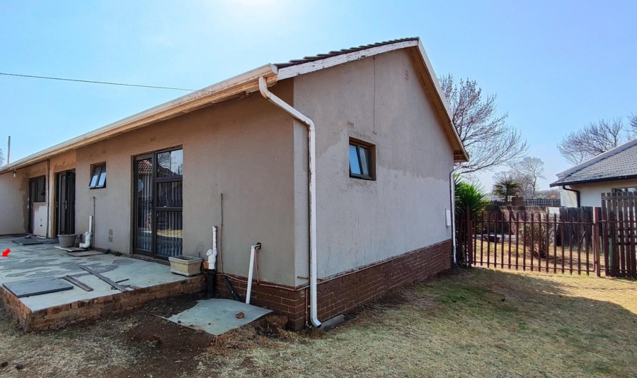 3 Bedroom Property for Sale in Highway Gardens Gauteng