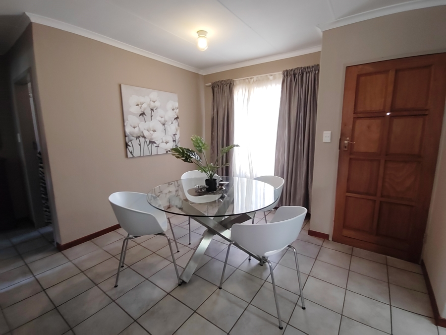 2 Bedroom Property for Sale in Montana Gauteng