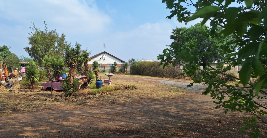4 Bedroom Property for Sale in Nanescol Gauteng