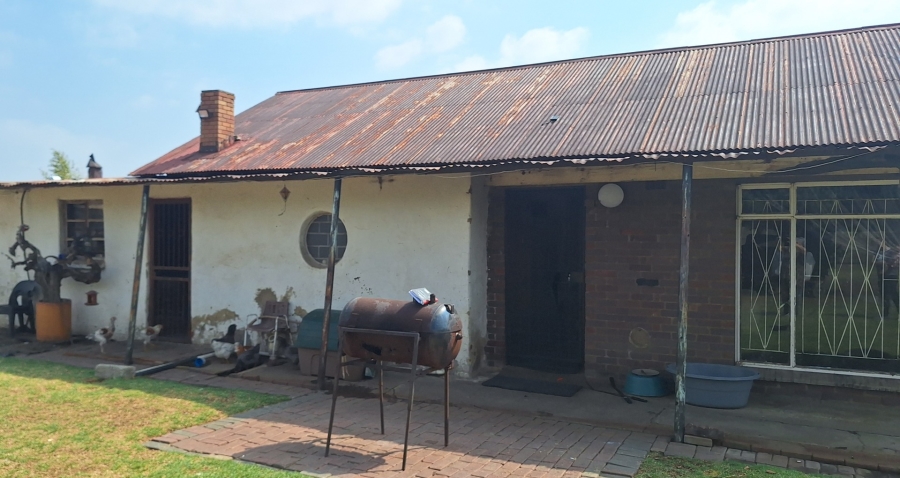 4 Bedroom Property for Sale in Nanescol Gauteng
