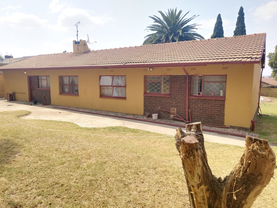 4 Bedroom Property for Sale in Birch Acres Gauteng
