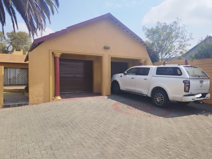 4 Bedroom Property for Sale in Birch Acres Gauteng