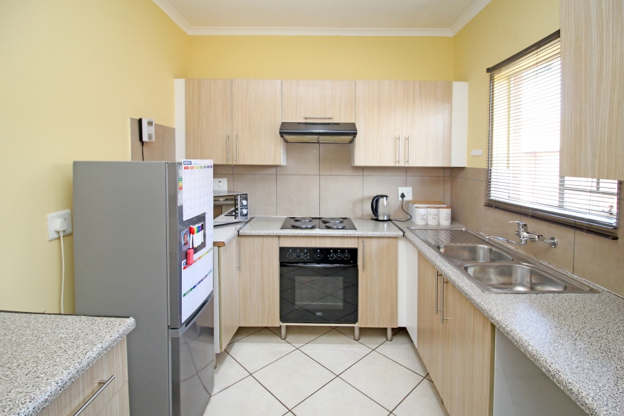 2 Bedroom Property for Sale in Amberfield Gauteng