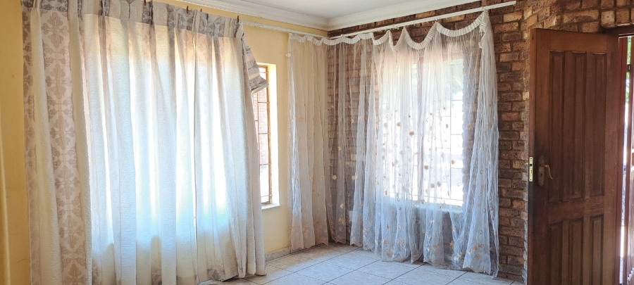 2 Bedroom Property for Sale in The Orchards Gauteng