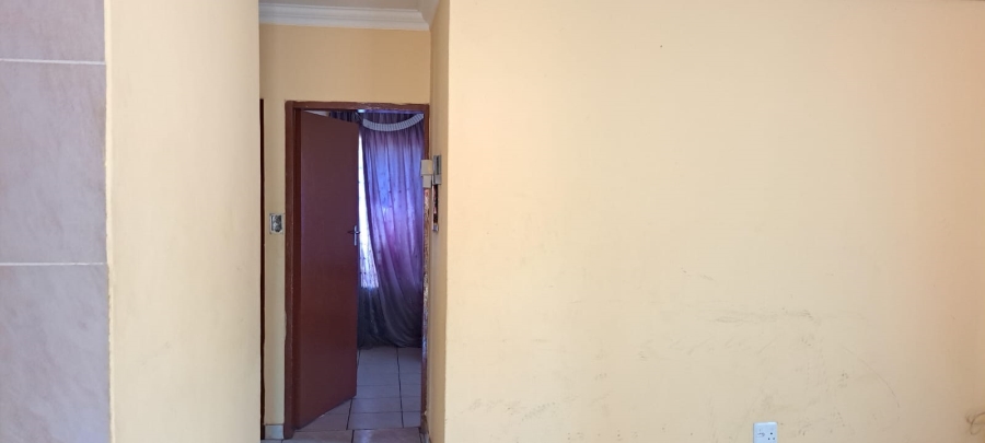 2 Bedroom Property for Sale in The Orchards Gauteng