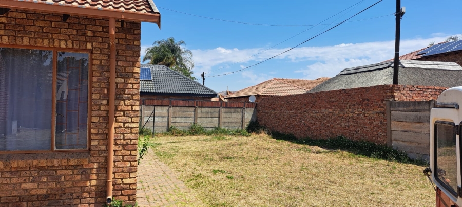 2 Bedroom Property for Sale in The Orchards Gauteng