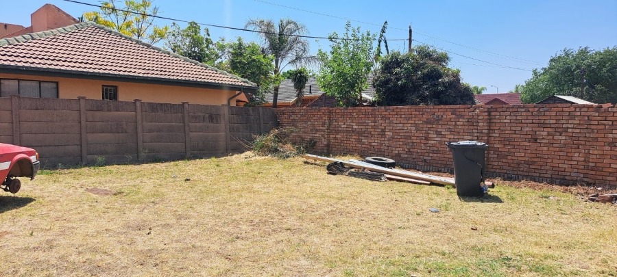 2 Bedroom Property for Sale in The Orchards Gauteng