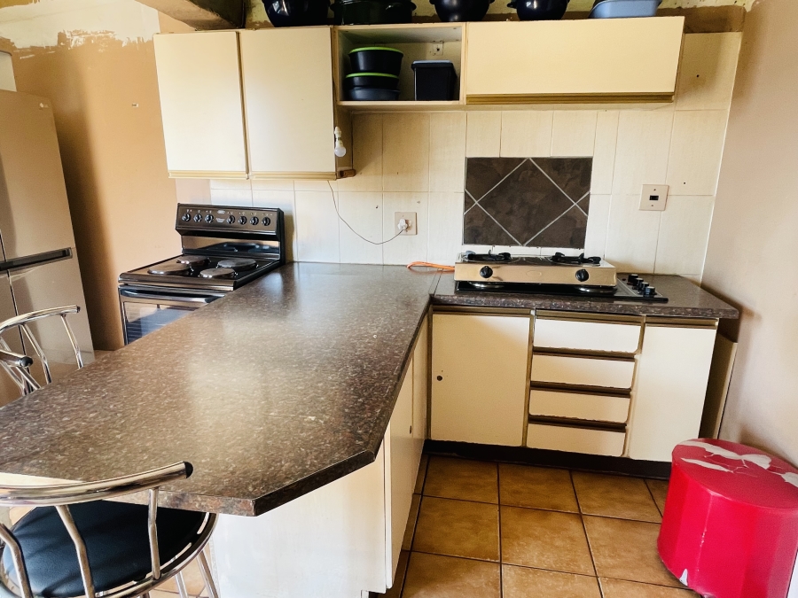 4 Bedroom Property for Sale in Pretoria Gardens Gauteng