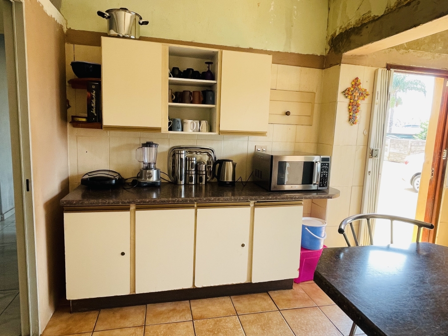 4 Bedroom Property for Sale in Pretoria Gardens Gauteng
