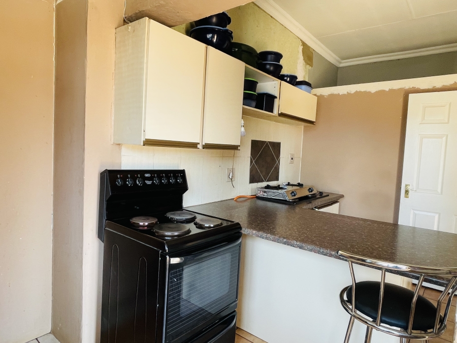 4 Bedroom Property for Sale in Pretoria Gardens Gauteng