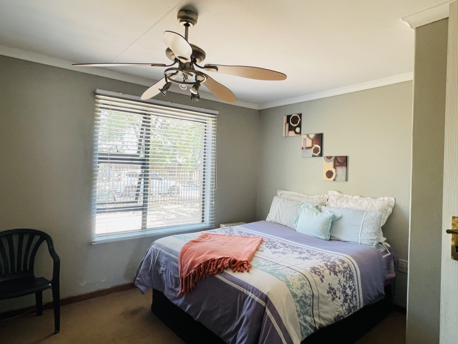 4 Bedroom Property for Sale in Pretoria Gardens Gauteng