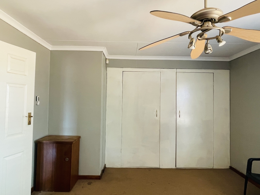 4 Bedroom Property for Sale in Pretoria Gardens Gauteng