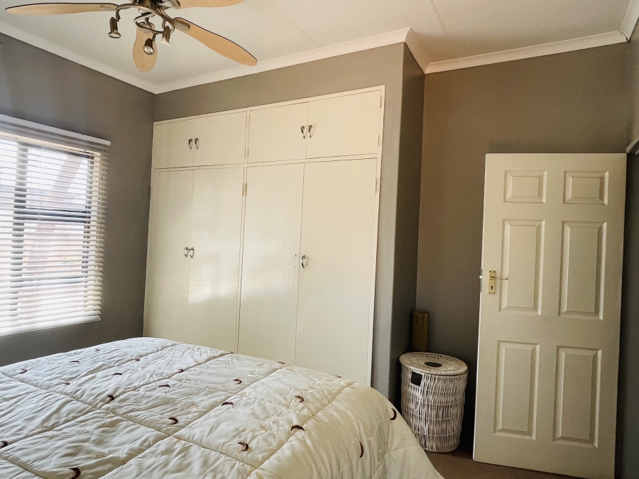 4 Bedroom Property for Sale in Pretoria Gardens Gauteng