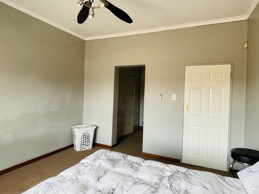 4 Bedroom Property for Sale in Pretoria Gardens Gauteng
