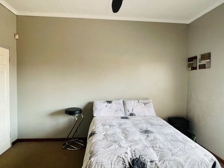 4 Bedroom Property for Sale in Pretoria Gardens Gauteng