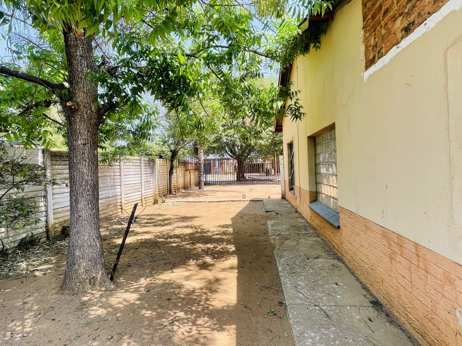 4 Bedroom Property for Sale in Pretoria Gardens Gauteng