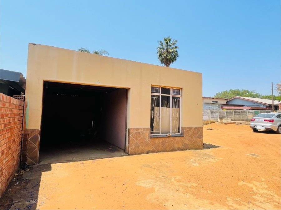 4 Bedroom Property for Sale in Pretoria Gardens Gauteng