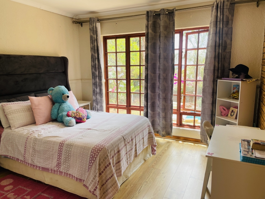 4 Bedroom Property for Sale in Noordheuwel Gauteng