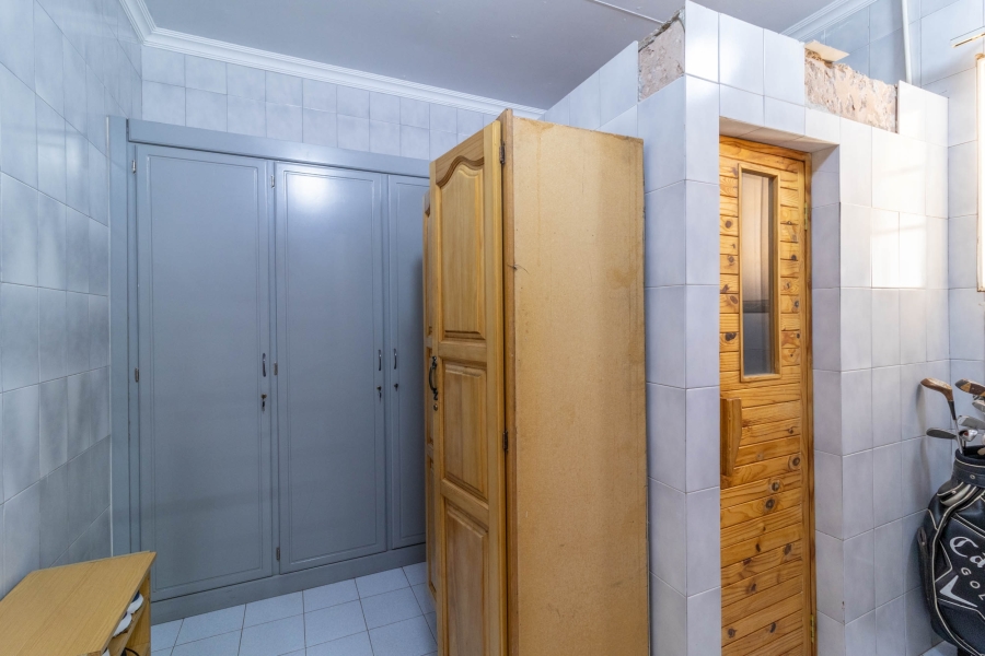 4 Bedroom Property for Sale in Lenasia South Gauteng