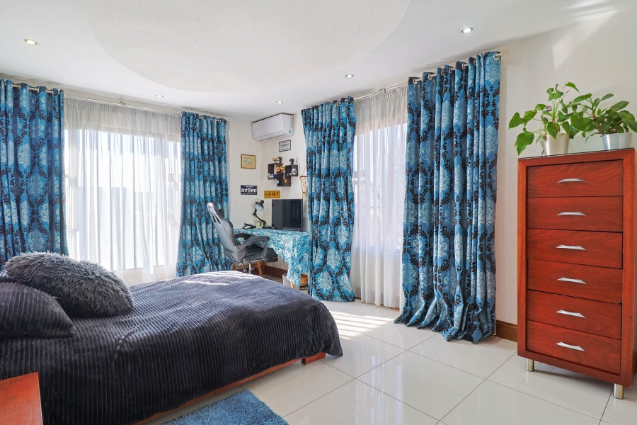 4 Bedroom Property for Sale in Lenasia South Gauteng