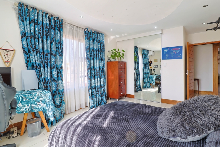 4 Bedroom Property for Sale in Lenasia South Gauteng