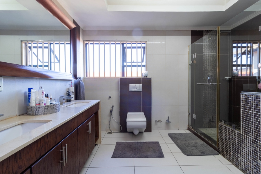 4 Bedroom Property for Sale in Lenasia South Gauteng