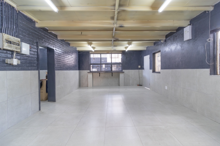 To Let commercial Property for Rent in Booysens Gauteng