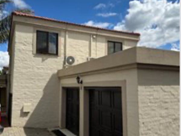 To Let 3 Bedroom Property for Rent in Halfway Gardens Gauteng
