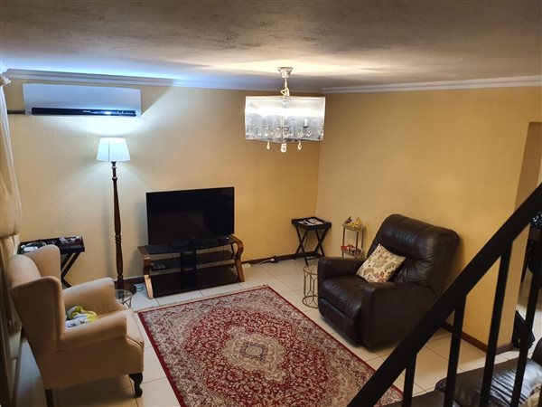 To Let 3 Bedroom Property for Rent in Halfway Gardens Gauteng