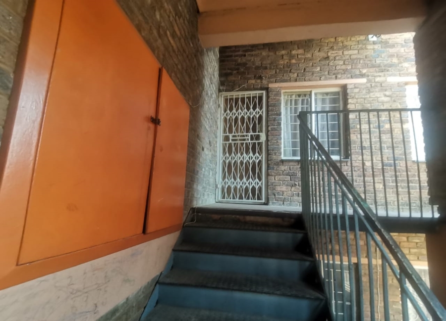 2 Bedroom Property for Sale in Sunnyside Gauteng