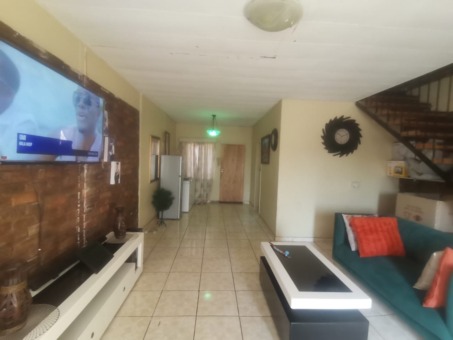 2 Bedroom Property for Sale in Sunnyside Gauteng