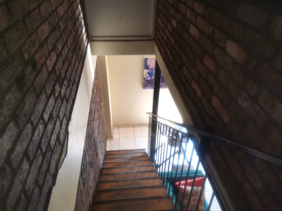 2 Bedroom Property for Sale in Sunnyside Gauteng