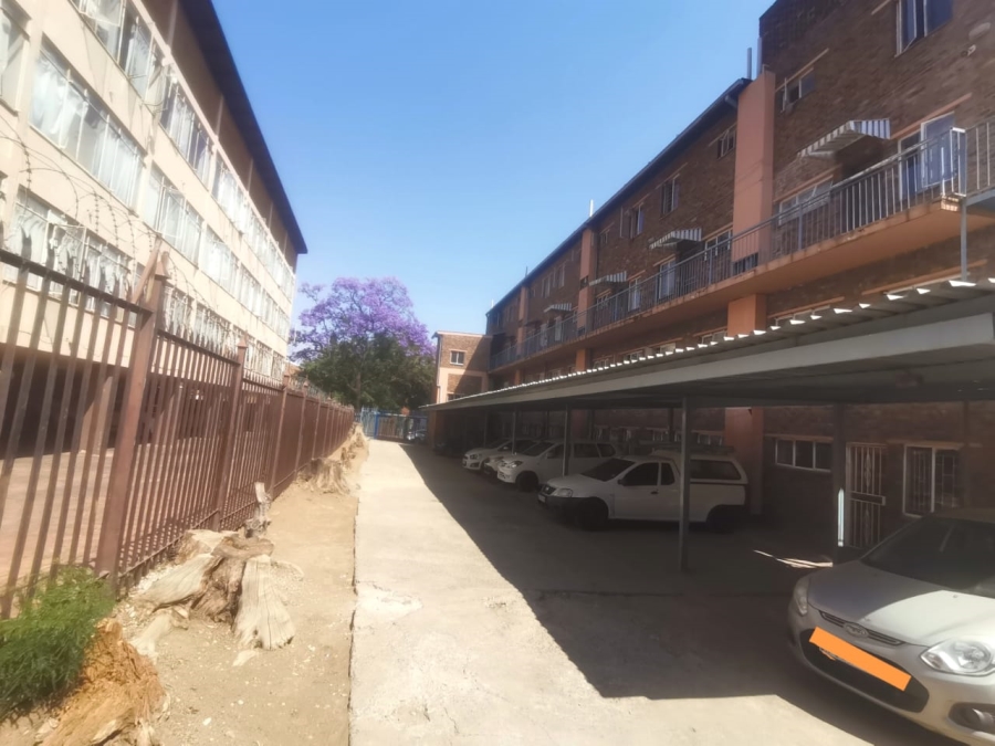 2 Bedroom Property for Sale in Sunnyside Gauteng