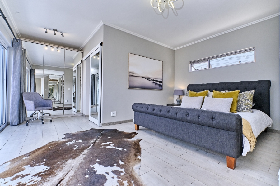 To Let 4 Bedroom Property for Rent in Waterfall Country Village Gauteng