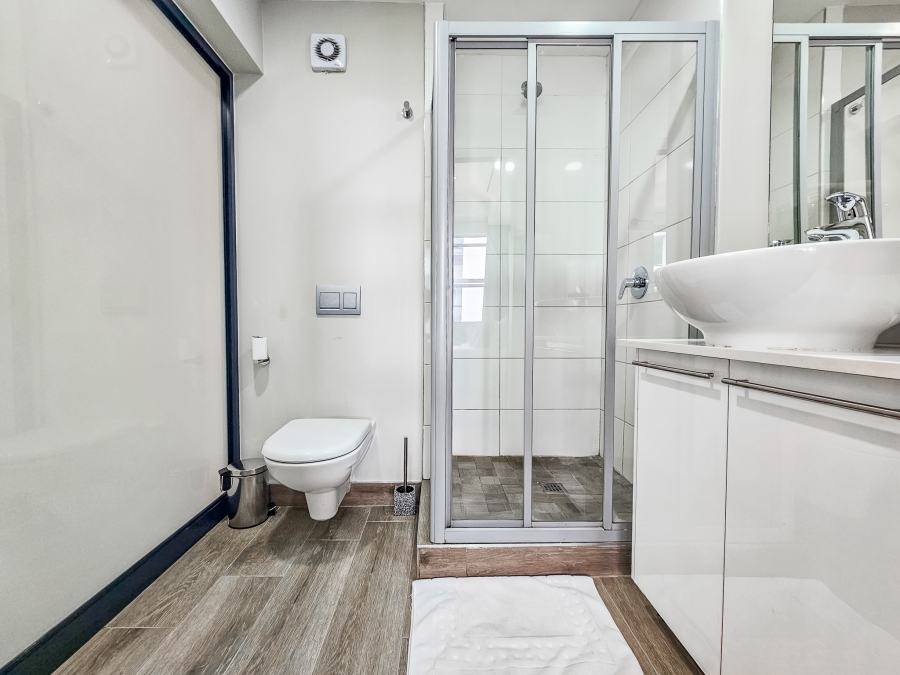 1 Bedroom Property for Sale in Ashlea Gardens Gauteng