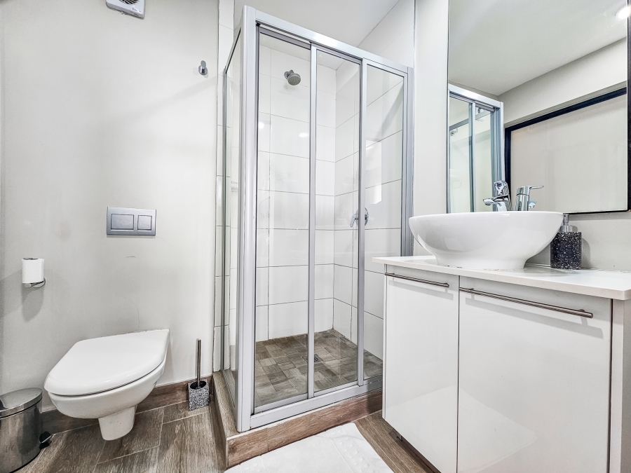 1 Bedroom Property for Sale in Ashlea Gardens Gauteng