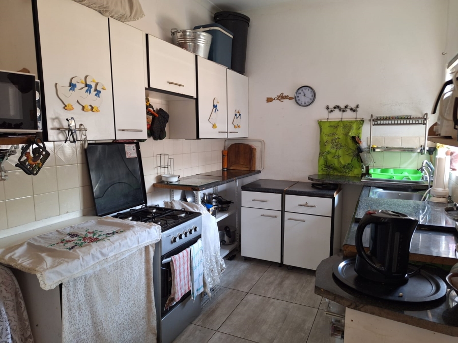 2 Bedroom Property for Sale in Klopperpark Gauteng