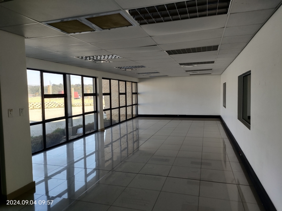 To Let commercial Property for Rent in North Riding Gauteng